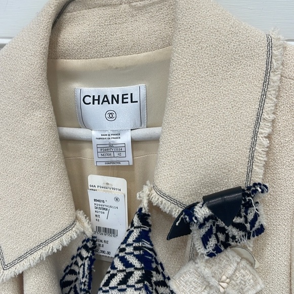 New w tags vintage Chanel coat - Picture 2 of 8